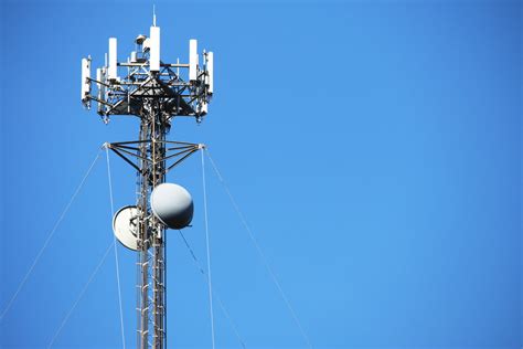 User reports indicate no current problems at Verizon. . Verizon towers down